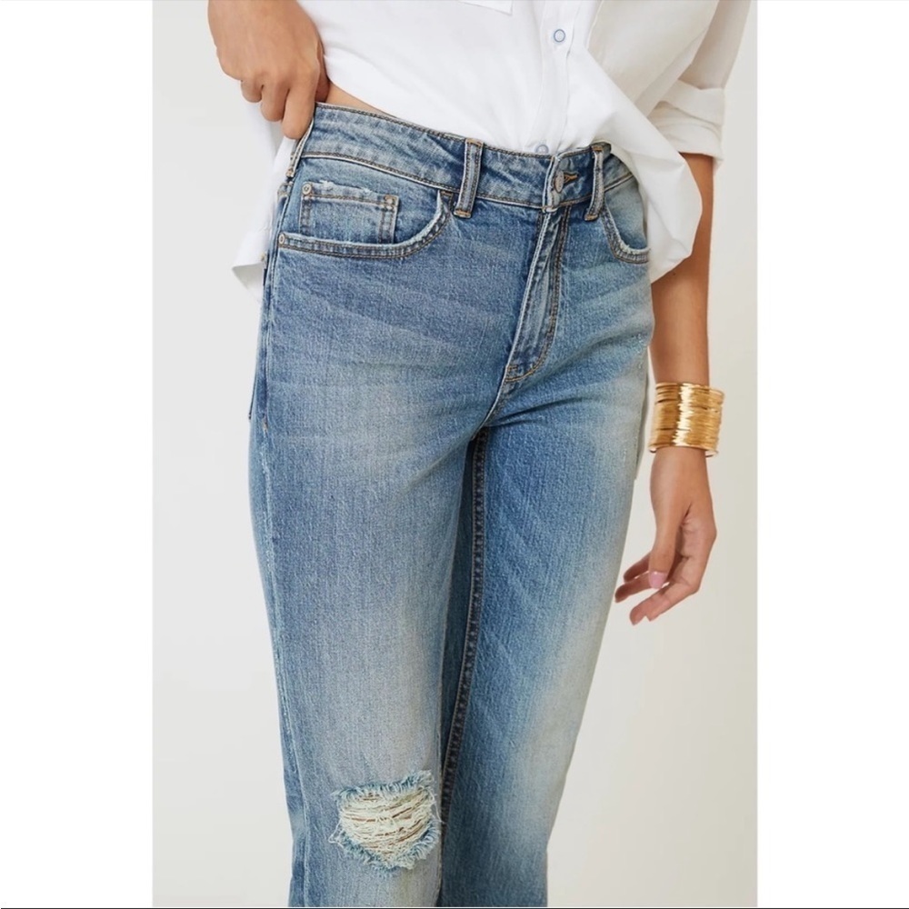 Anthropologie Pilcro Yaya Kick Flare Jeans 32 Tall Plus Distressed Denim NWT - Picture 5 of 15